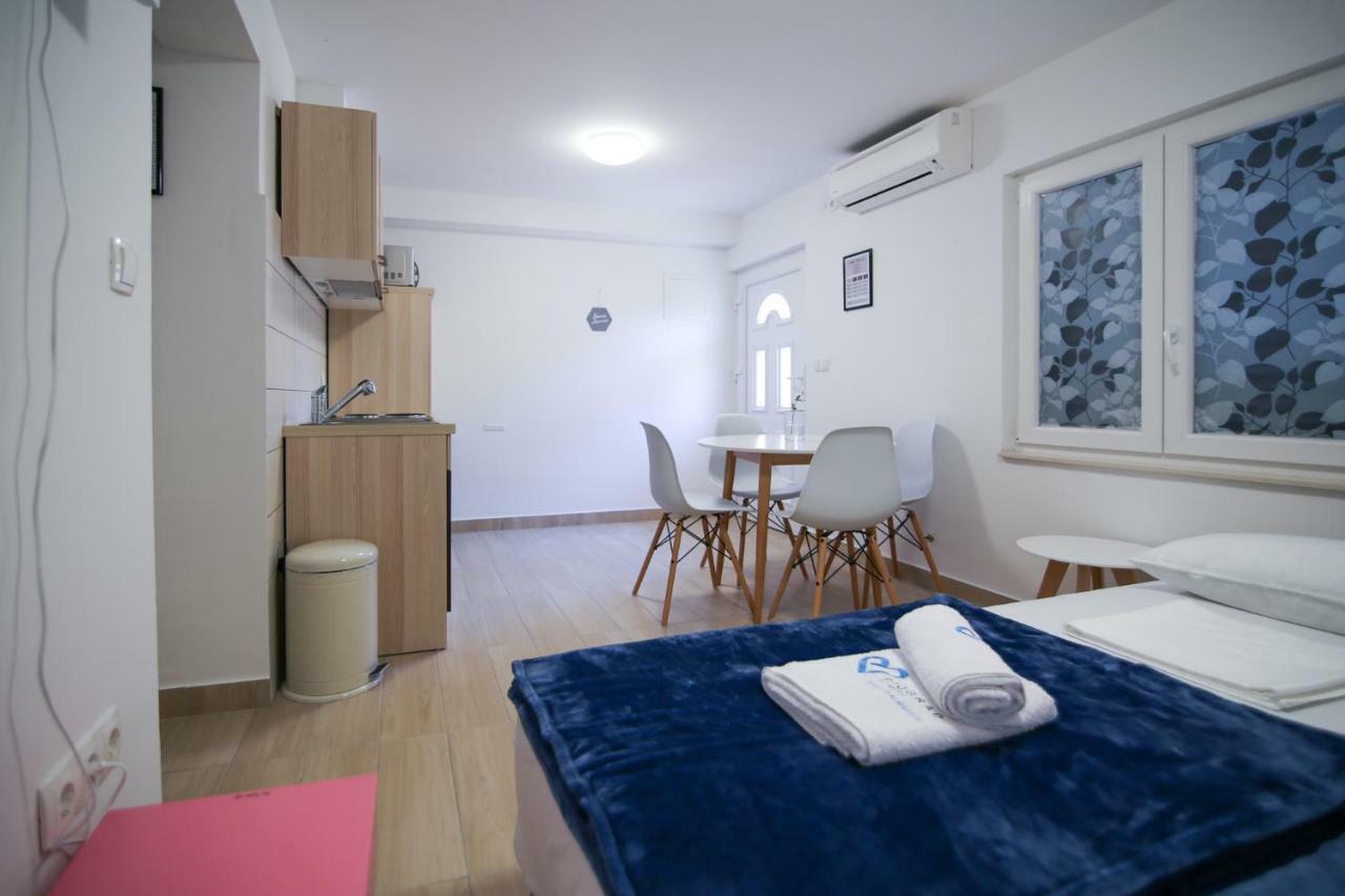 ビオグラード・ナ・モルApartman L&Aアパートメント エクステリア 写真